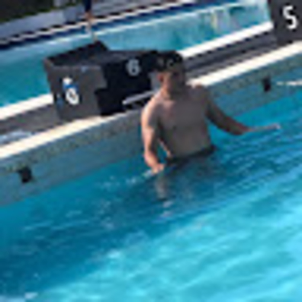 Meet your Posher, Emmanuel jesús adriano